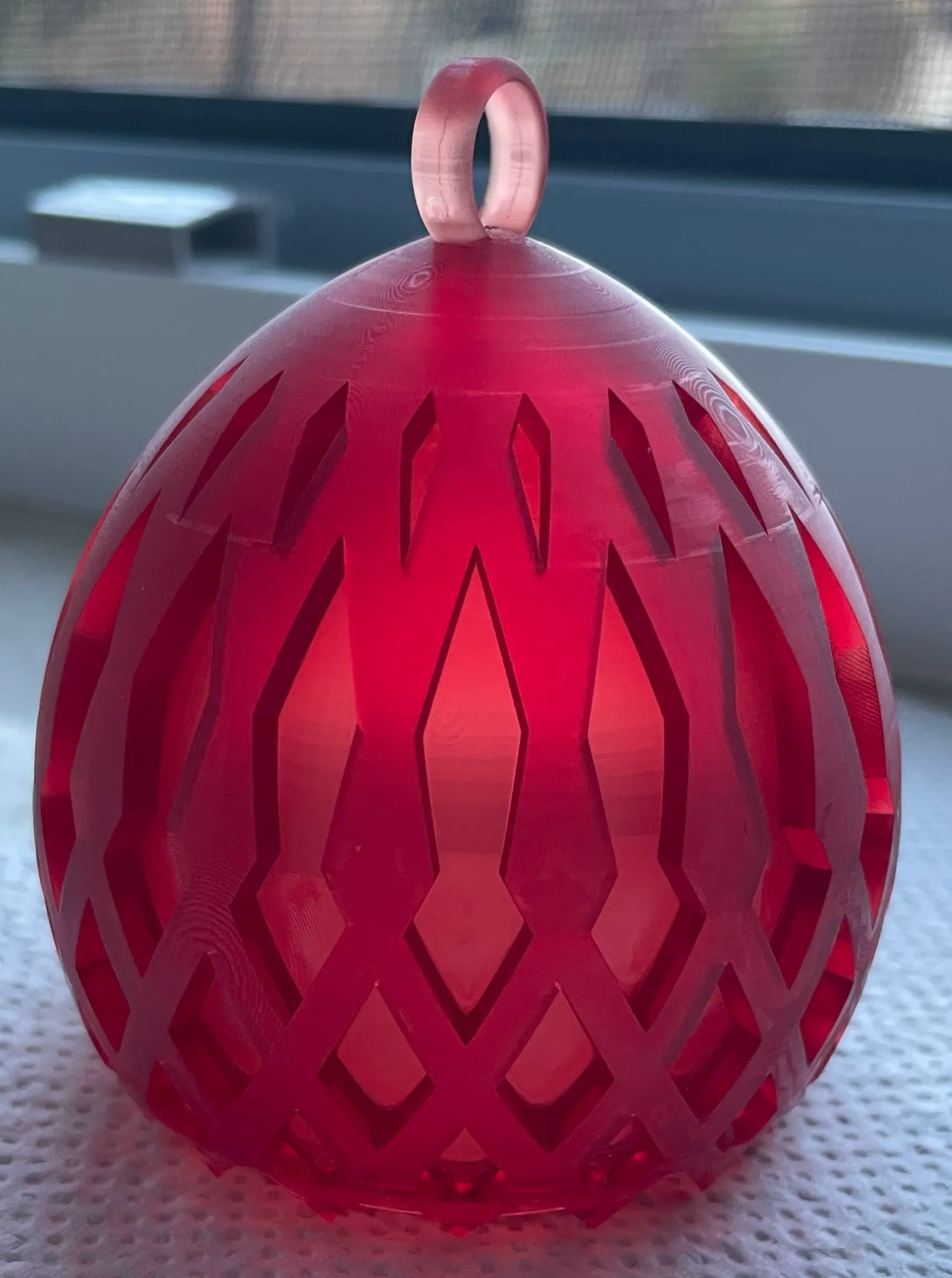 Ornament Easter egg for hanging