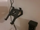 ASUS AX-5400 Wall Mount-1