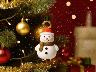Snowman Christmas Ornament Keychain