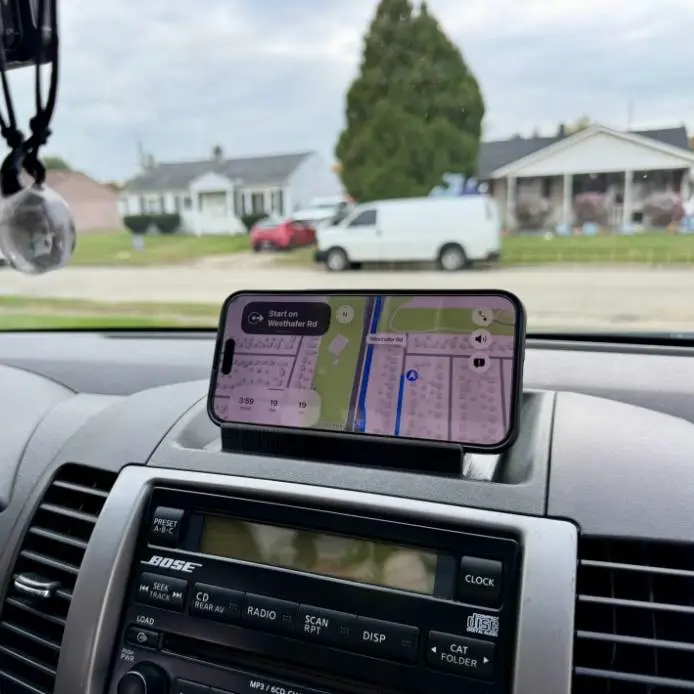 Pathfinder Dashboard Phone Holder