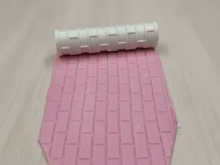 Brick shape pattern roller