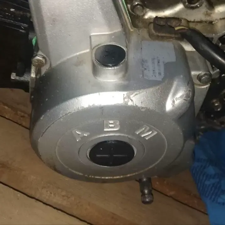 Coperchi del carter sinistro del motore 1p39/Coperchi del carter sinistro f