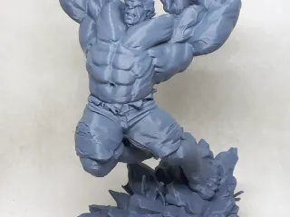 Hulk figure v01