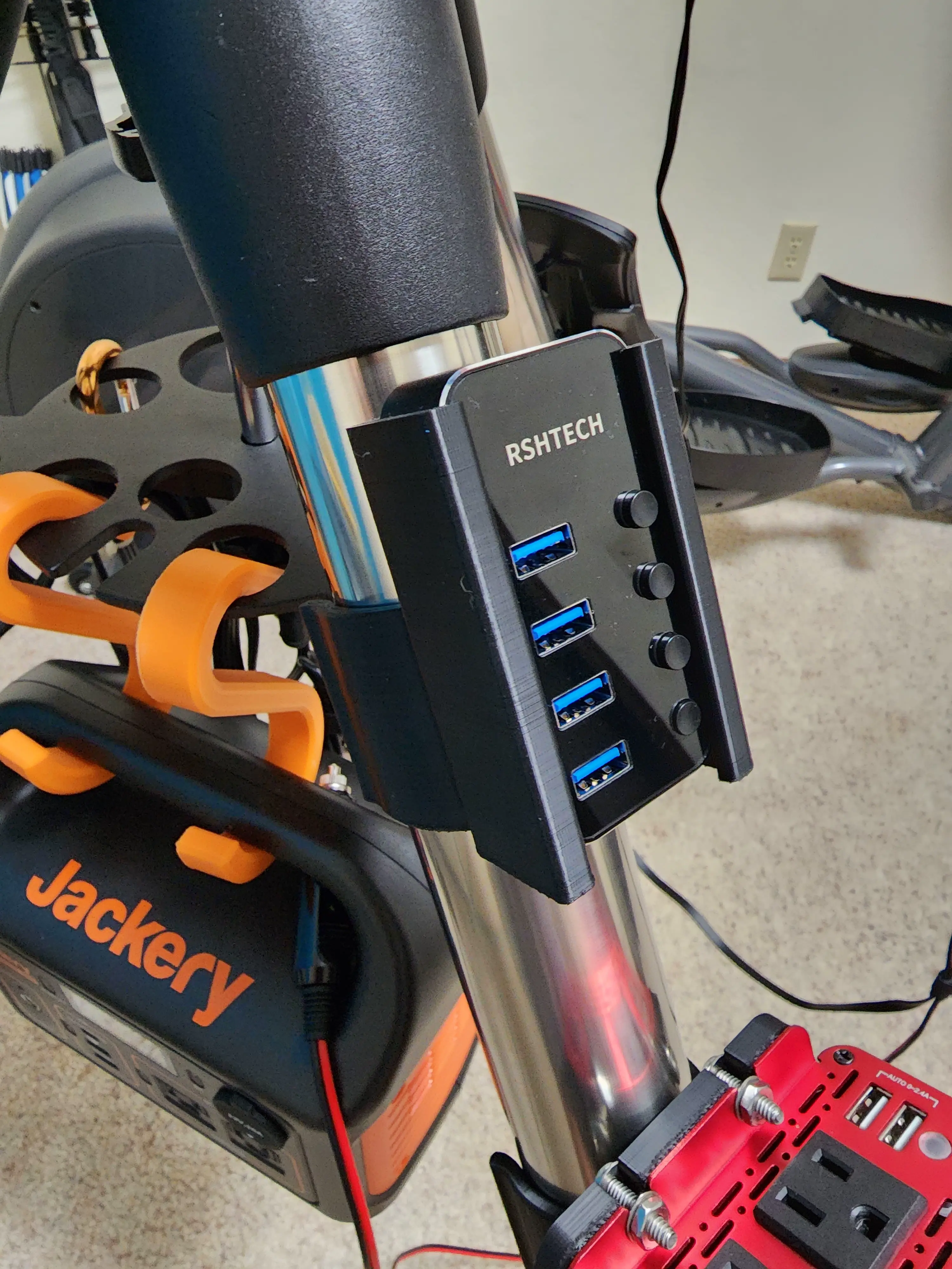 USB hub için AVX Ayak Bağlantısı