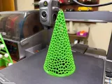 VORONOI WEIHNACHTSBAUM-1