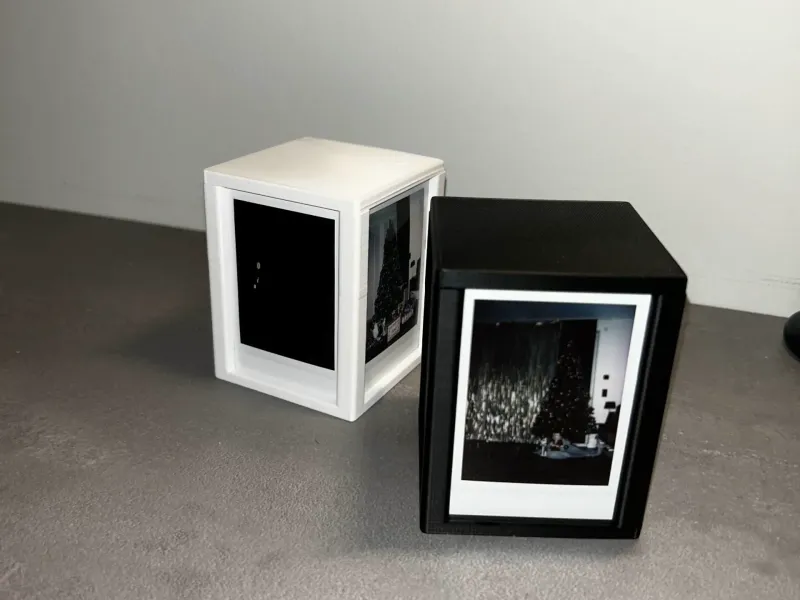 Instax Mini Photo Cube – Fotobox für 4 Bilder