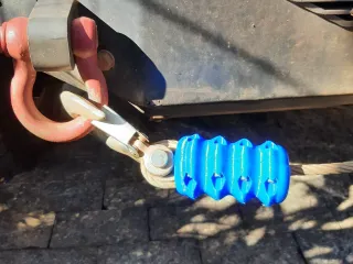 Winch cable bump stopper