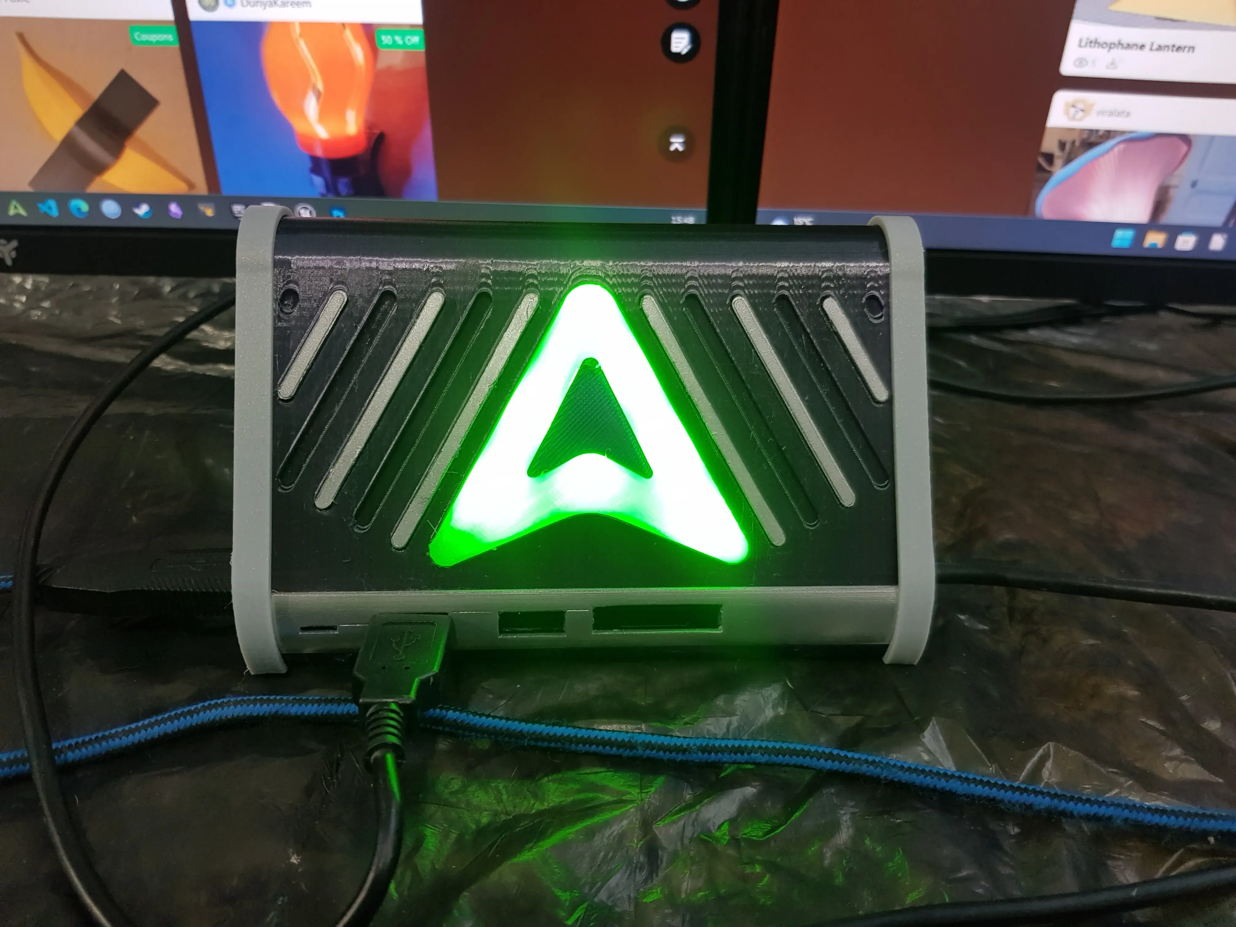 💡🎨🔤Creality Logo Switch Desk Lamp💡🎨🔤