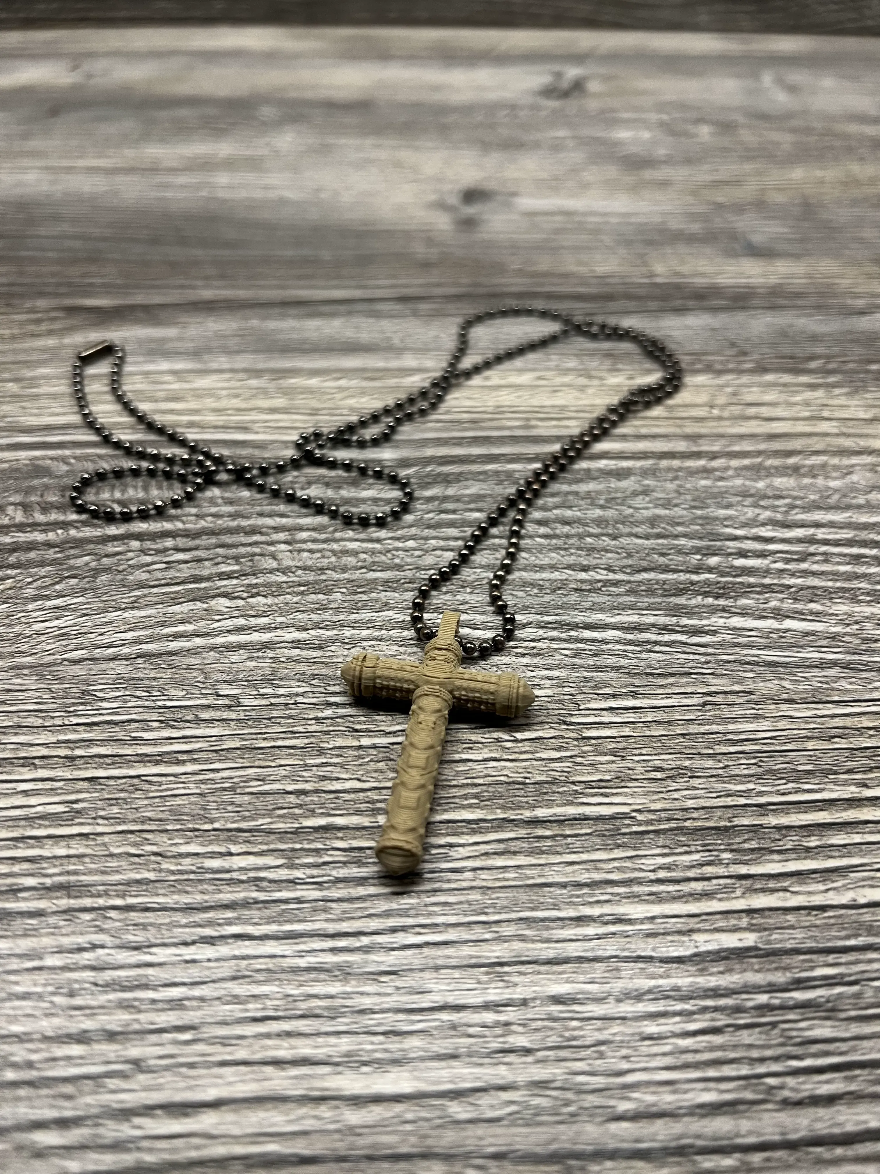 Pendentif croix / bijoux