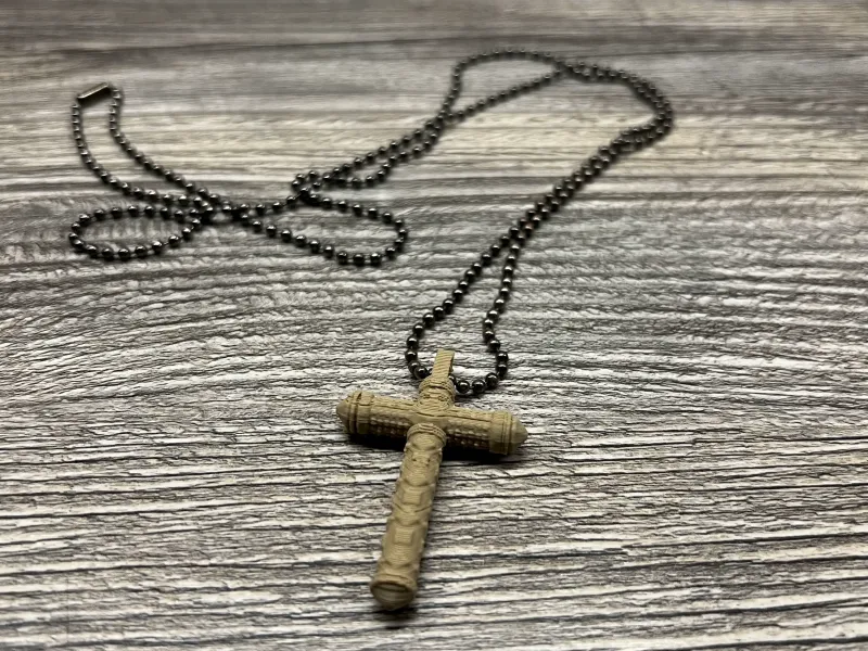 Pendentif croix / bijoux