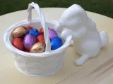 Wunderschöner Osterhase mit süßem Korb für Eier-3