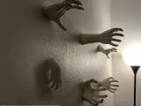 creep hands-5