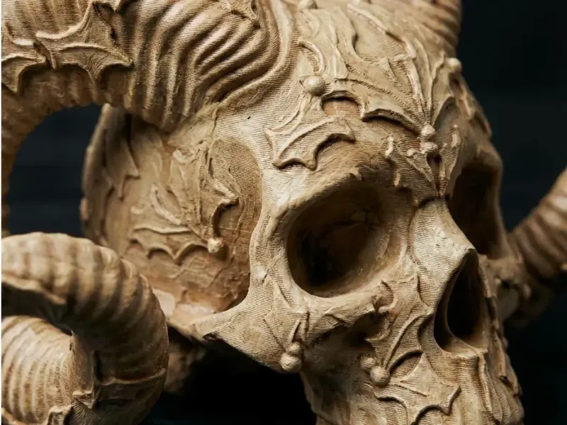 Gothic Ivy Ram Skull | Decorative Nature-Inspired Horned Sku
