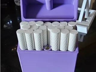 Cigarettes magnetic box
