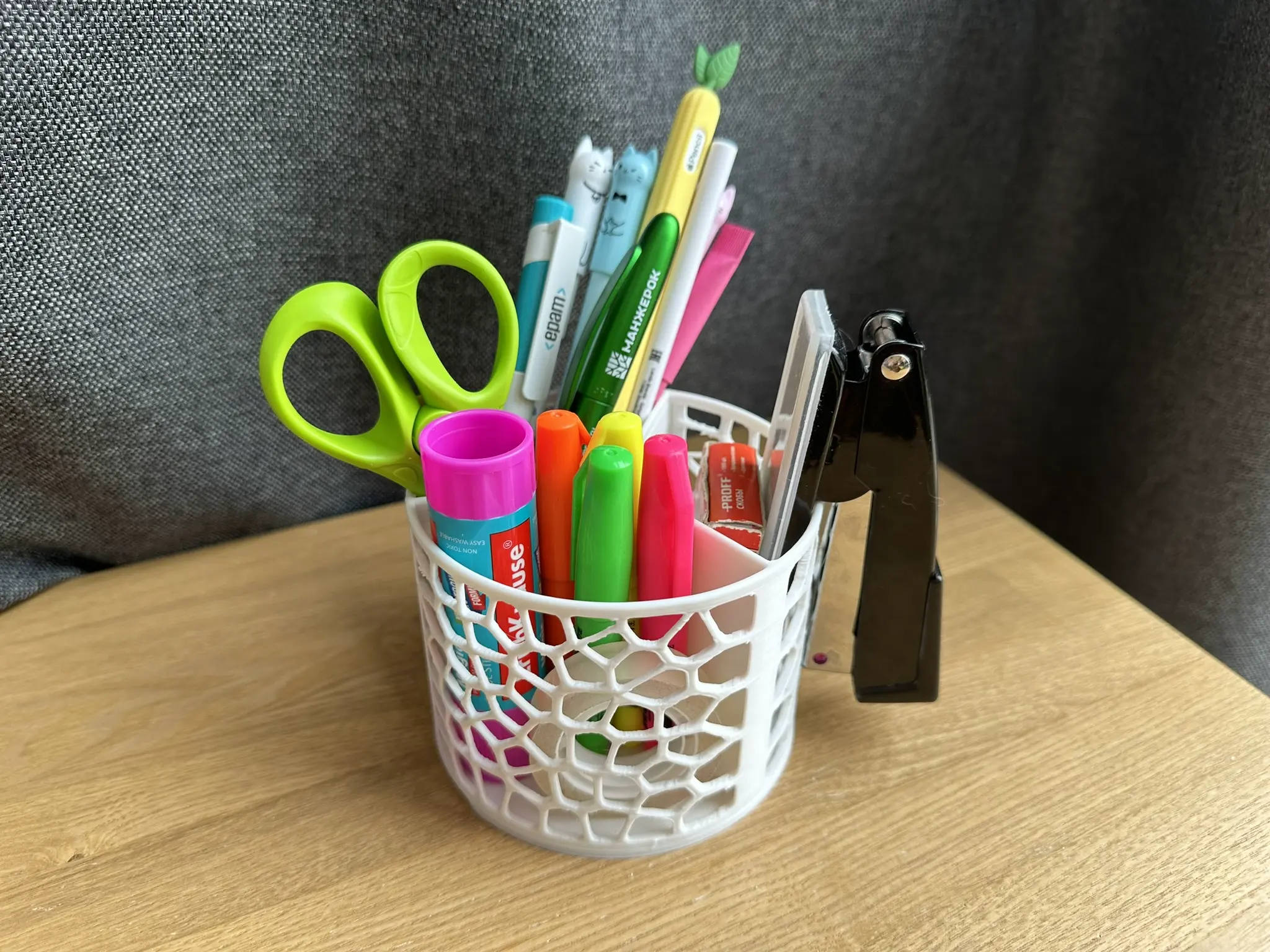 Organizator de birou rotativ