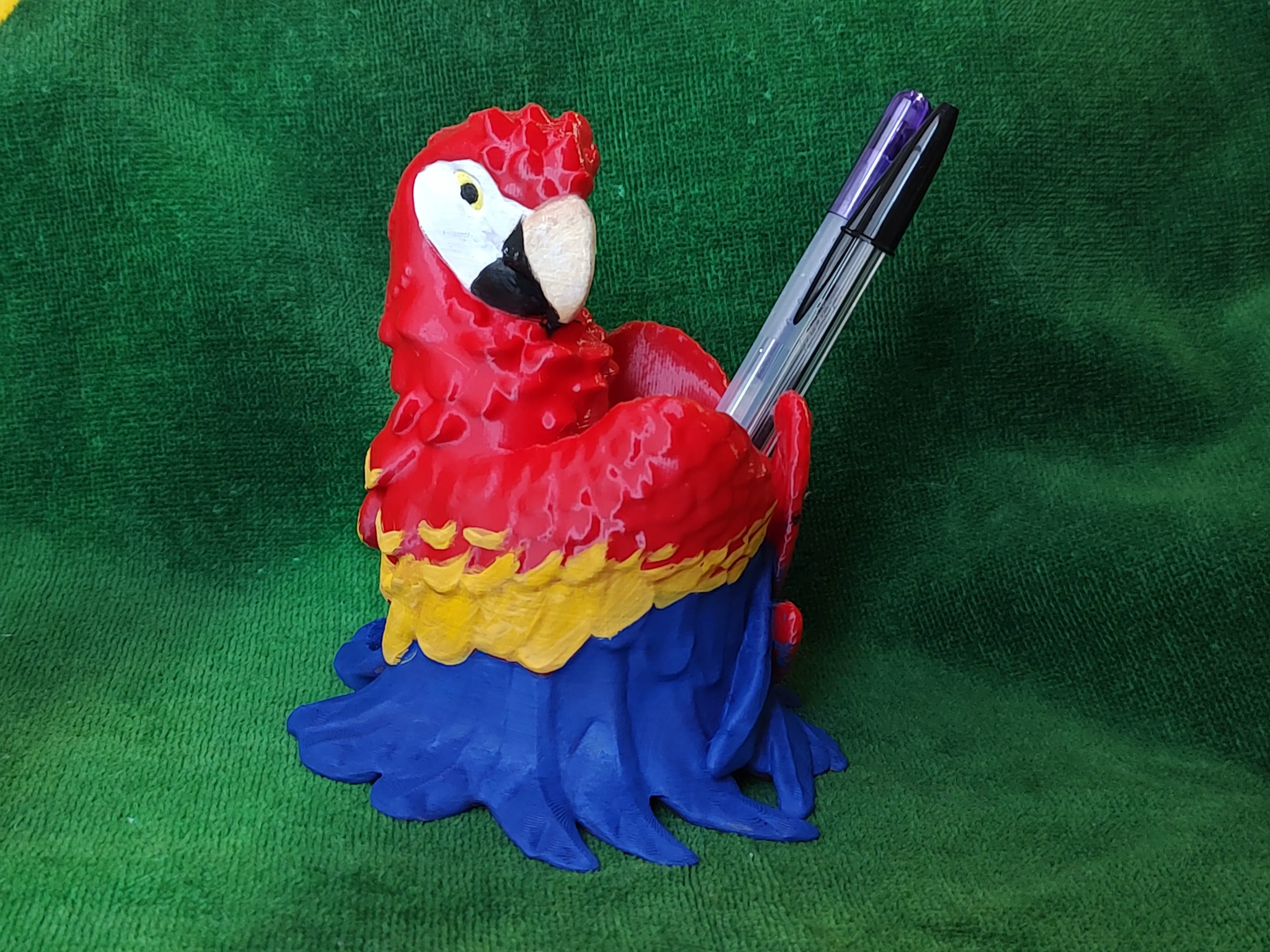 Macaw Pencil Holder