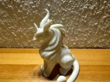 Einhorn Statue-2