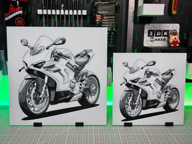 Ducati Panigale V4R - Hueforge - 3 Colors