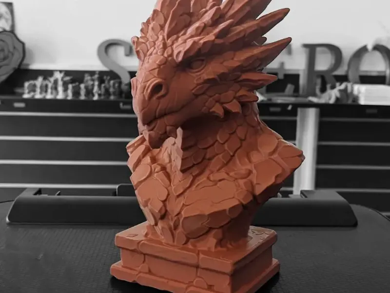 Busto del Dragón de Roca