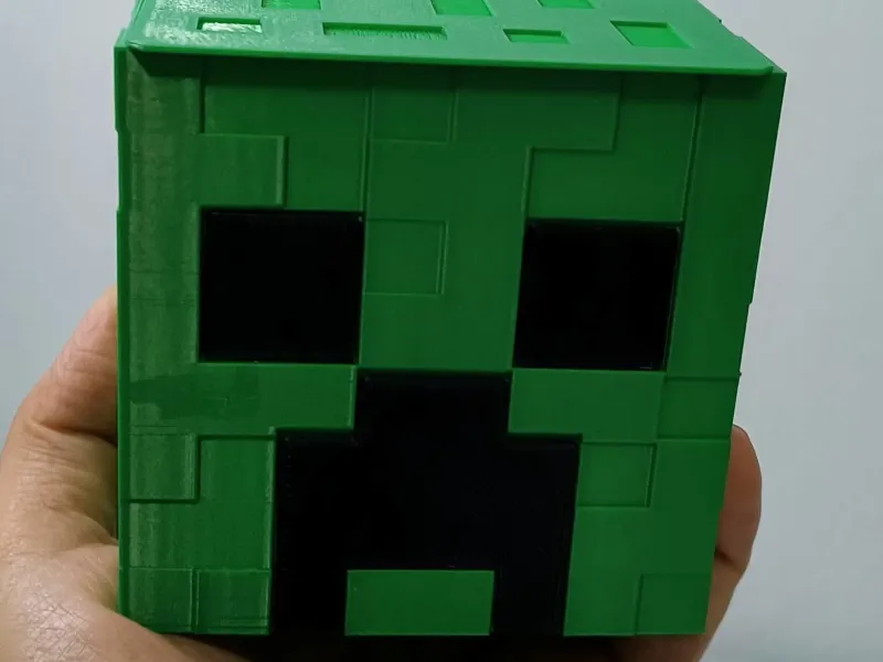 3D-печатная коробка для хранения в виде крипера из Minecraft