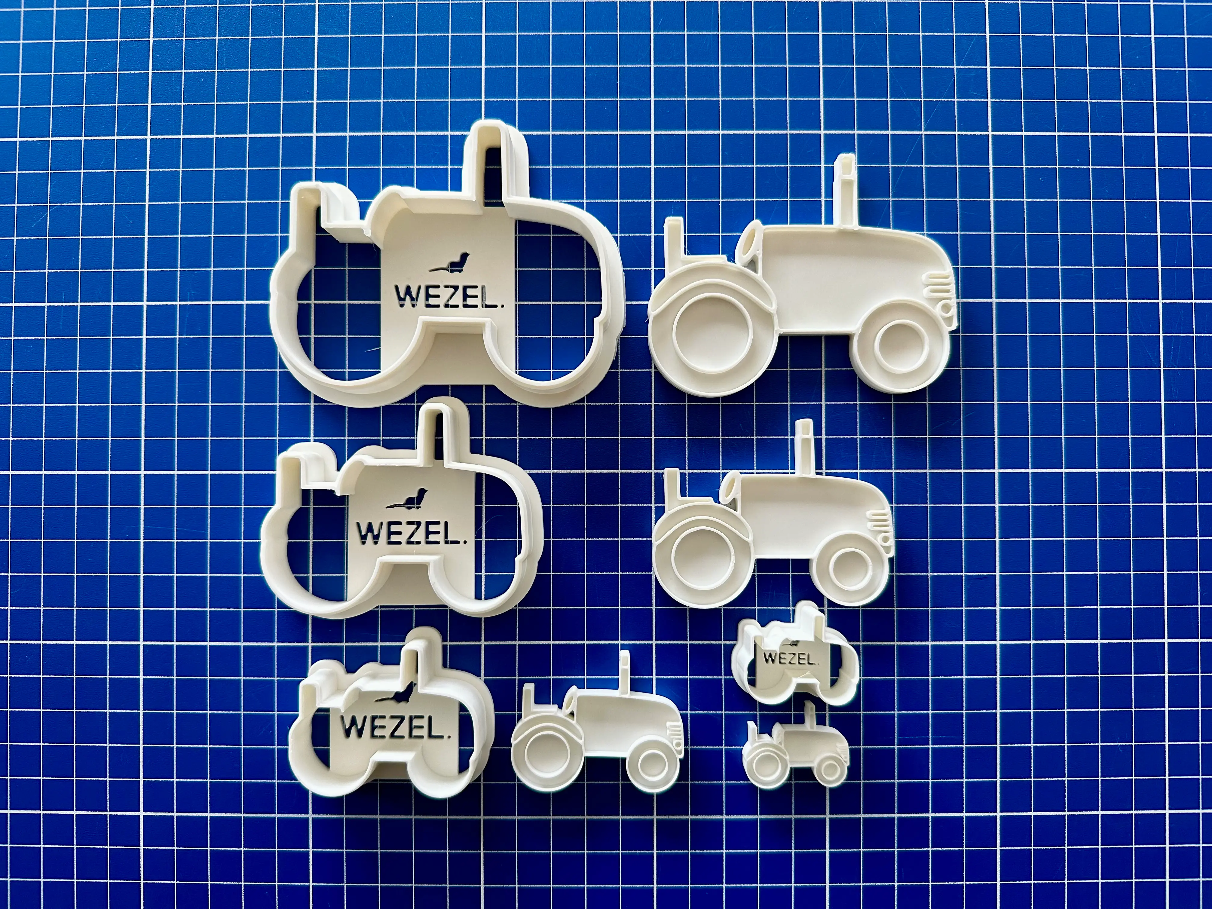 Cookie Cutter oldtimer tractor (4 sizes)