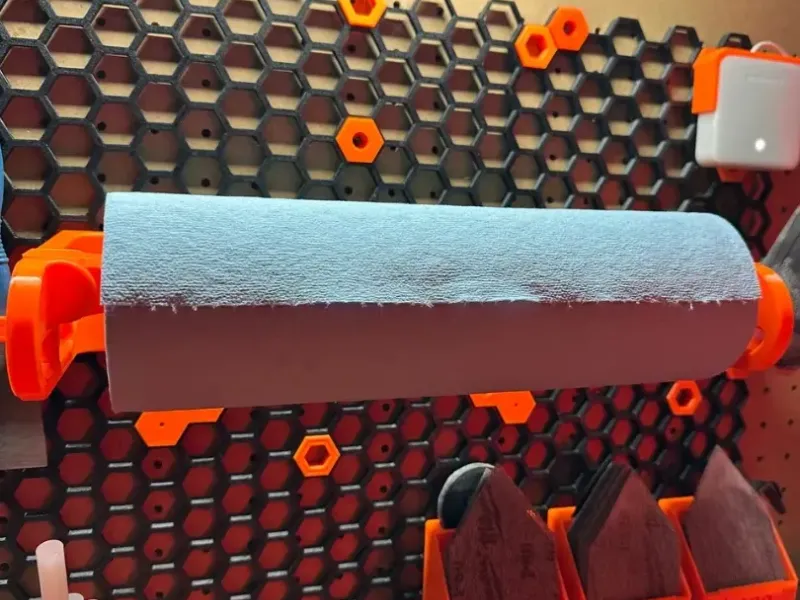 Print-in-place HSW "Quickreload" paper towel holder