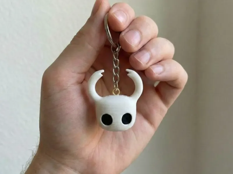 Hollow Knight "The Knight" Mask Keychain - 3D Printed White