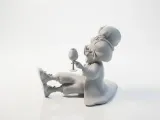 Lady Drinking Wine Figurine Female Figure 3D Printable-2