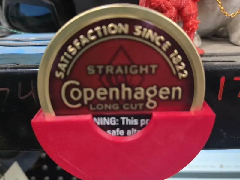 Copenhagen can holder