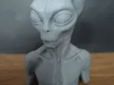Alien bust-2