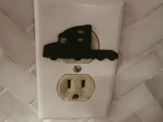 Single plug cover Truck