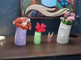 VaseWithFace! #2 Vase with a face!-1
