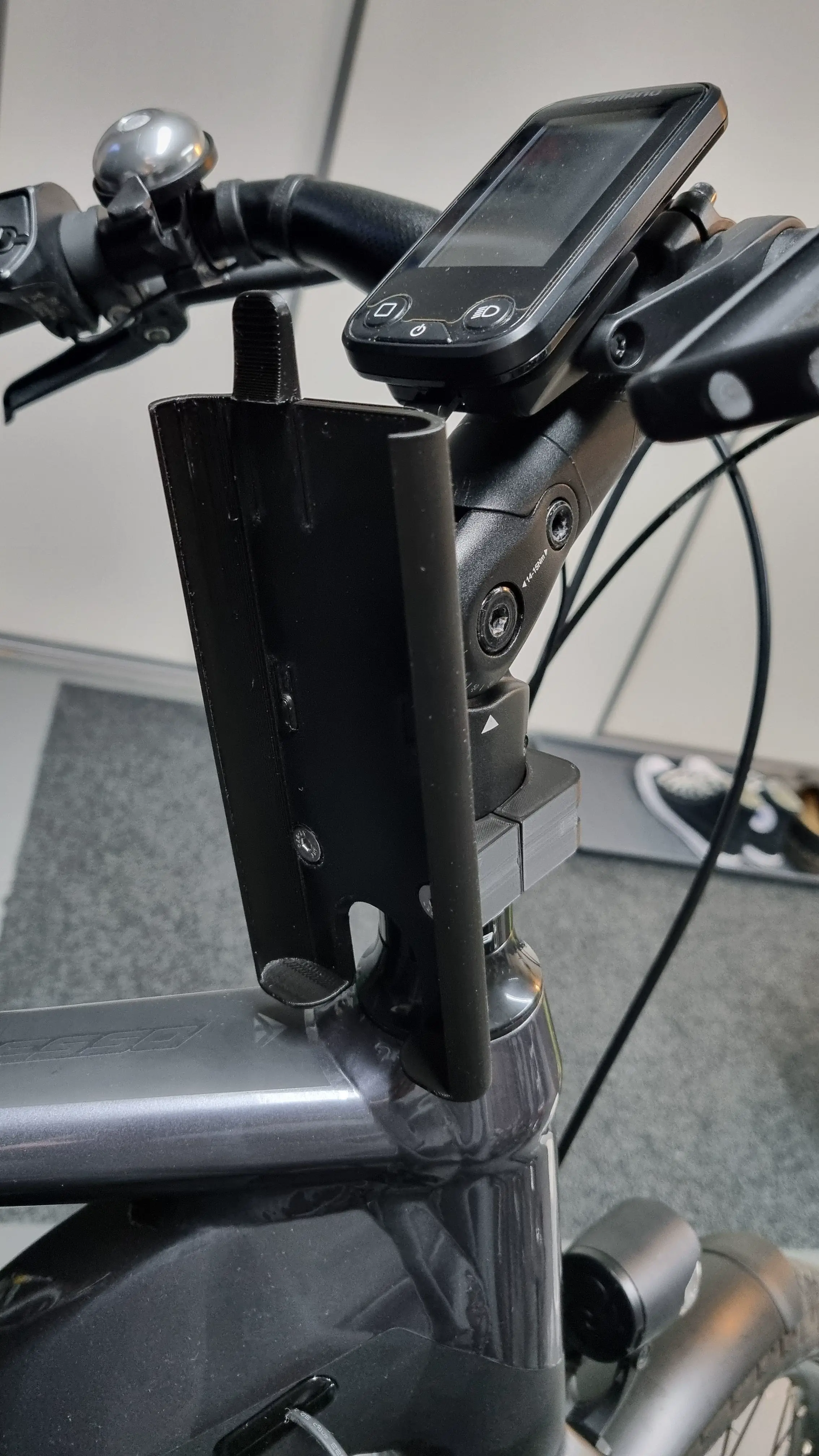Samsung power bank holder for bike