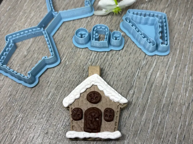 HOUSE KEYCHAIN CLAY CUTTER SET