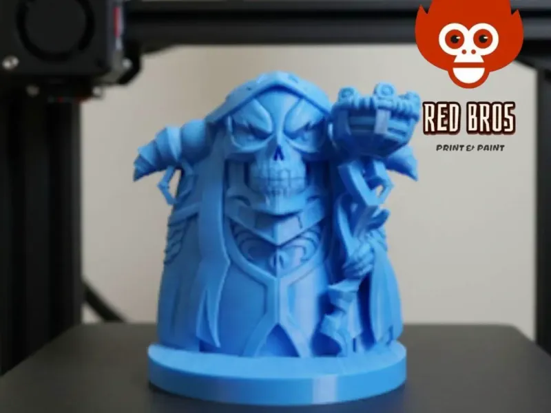 💀 ¡Larga Vida al Ser Supremo! – Ainz Ooal Gown Chibi