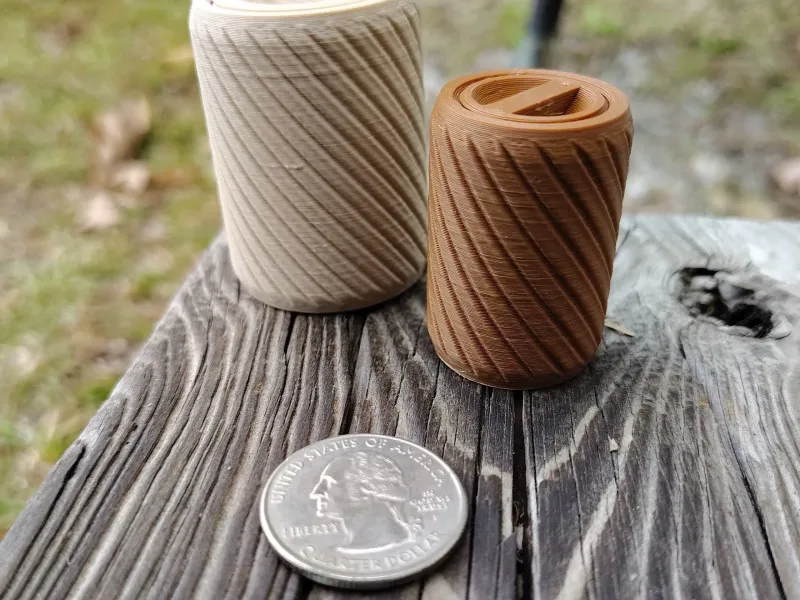 Flush Lid Twist Screw Container