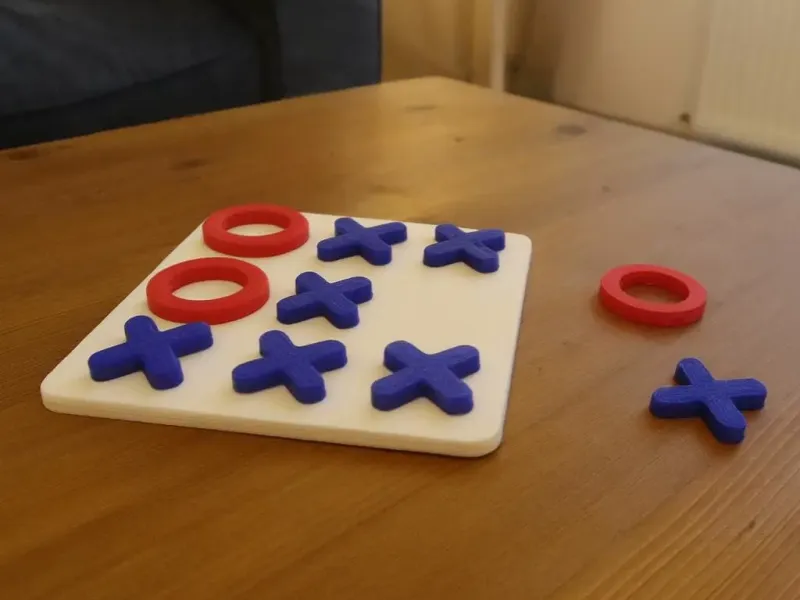3D Printed Tic-Tac-Toe Game (Tris) no support