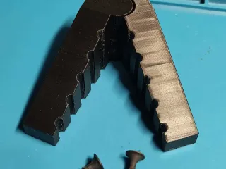 направляющий держатель .
