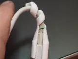 Type-C cable tip protection-2