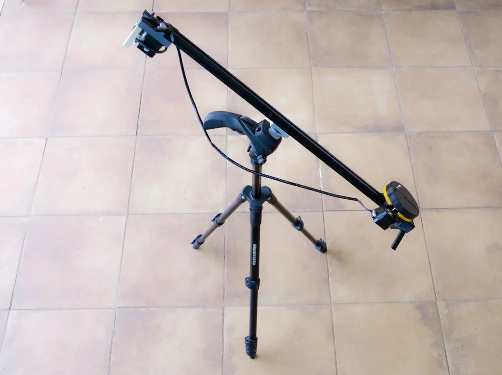 WIFI motorized Camera Slider (with Tracking)