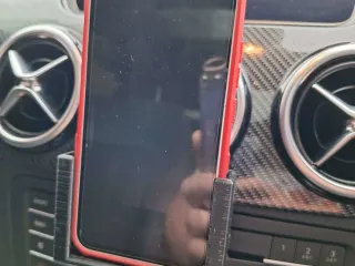 mercedes b class  phone holder cd-player