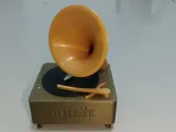 Caixa de música mecânica, caixa de música-1