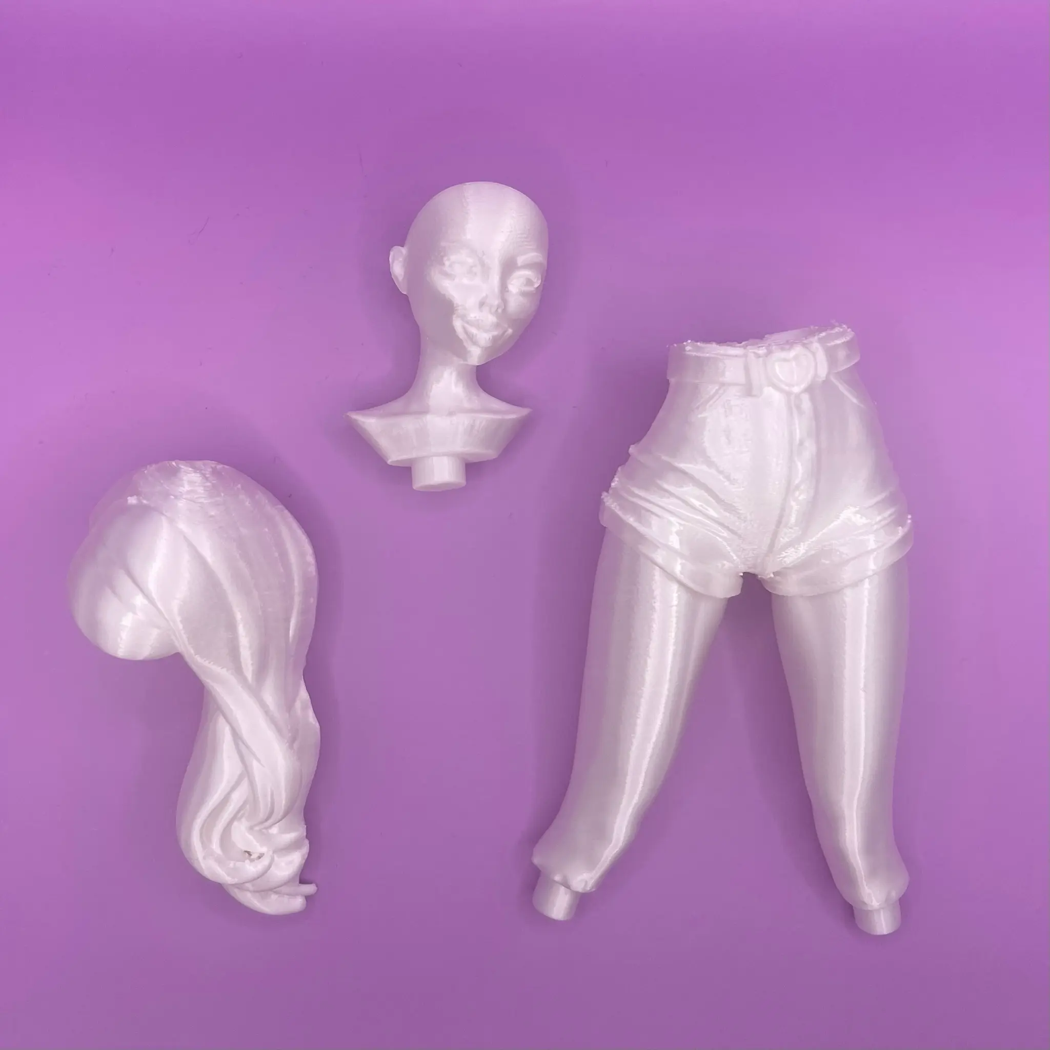 Barbie bebek figürleri
