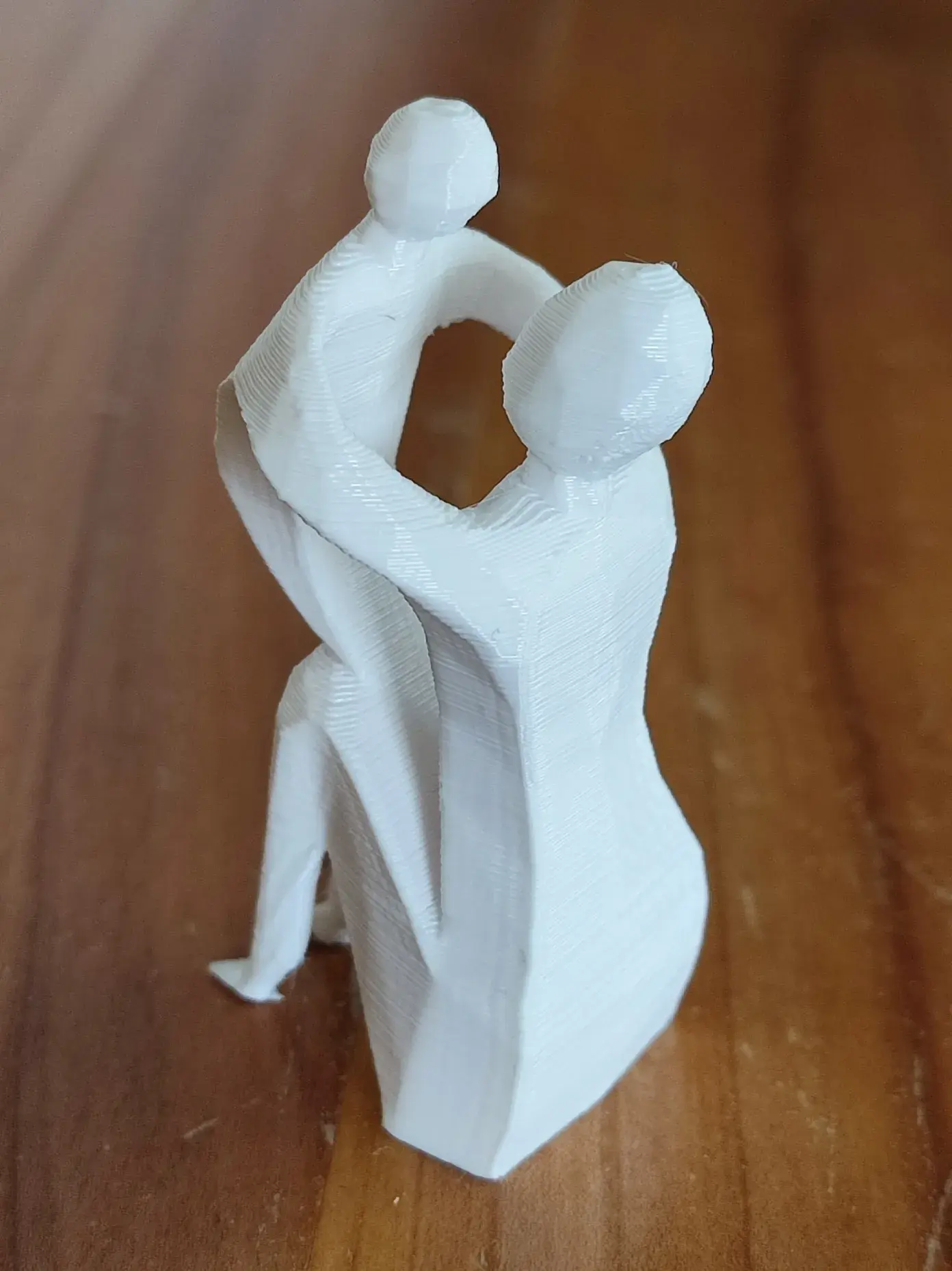 Low Poly Muttertagsskulptur - Mutter und Kind