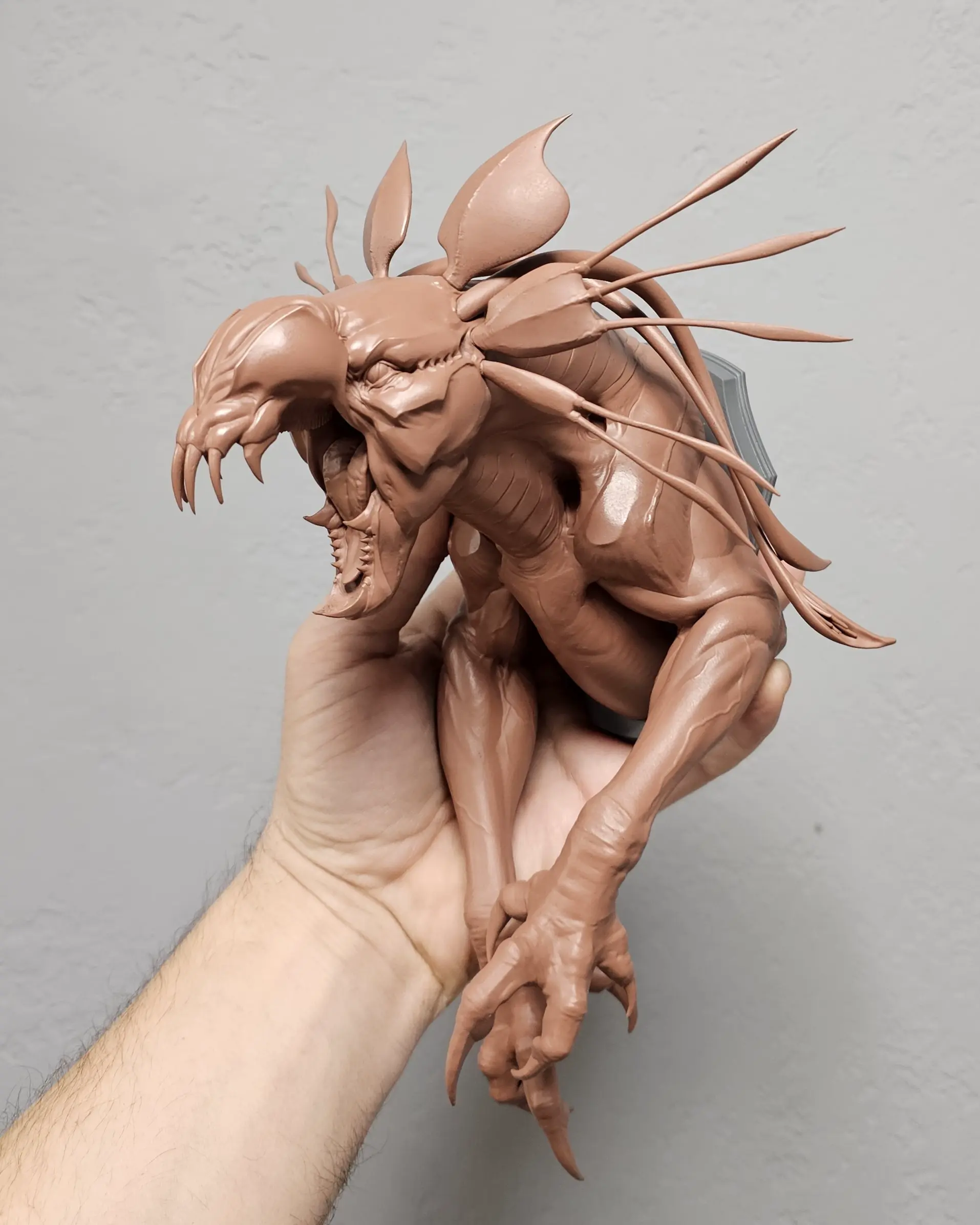 THANATOR BUST