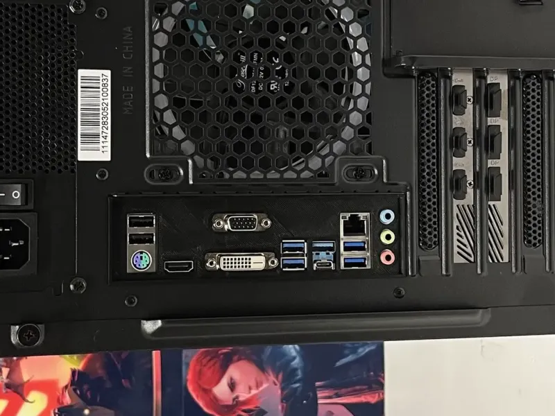 ASRock B365m PRO4 IO Shield
