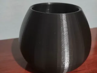 WALL POT (Maceta de pared)