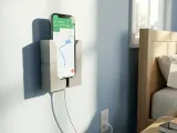soporte para teléfono celular para pared-1