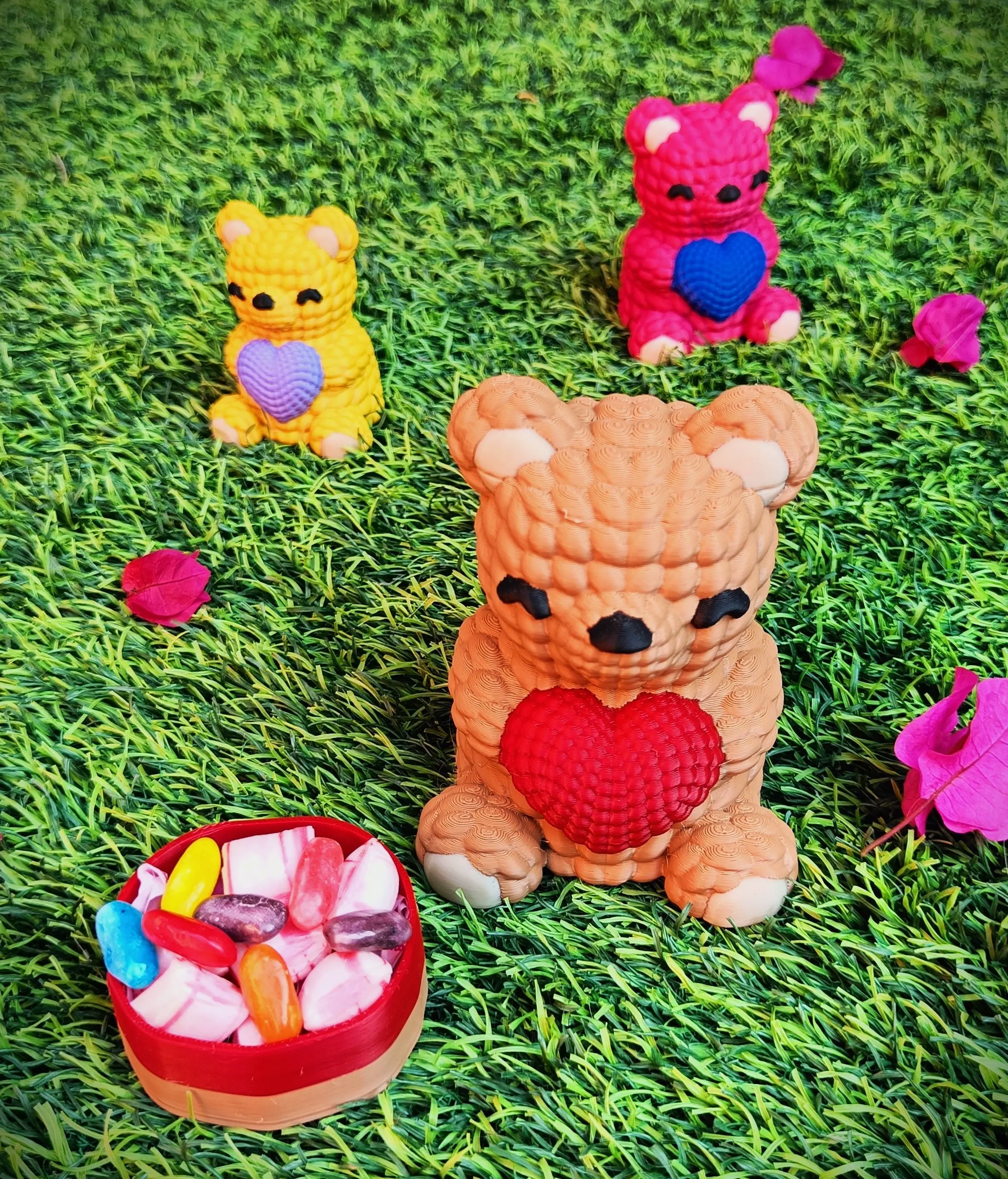 Bear Love - Valentine's Day multicolor knitted container.