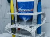 Toothbrush stand-1